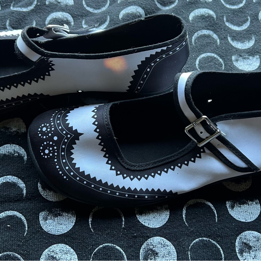 Hot Chocolate Design Chocolaticas® Havana Women's Mary Jane Flat - Picture 3 of 16